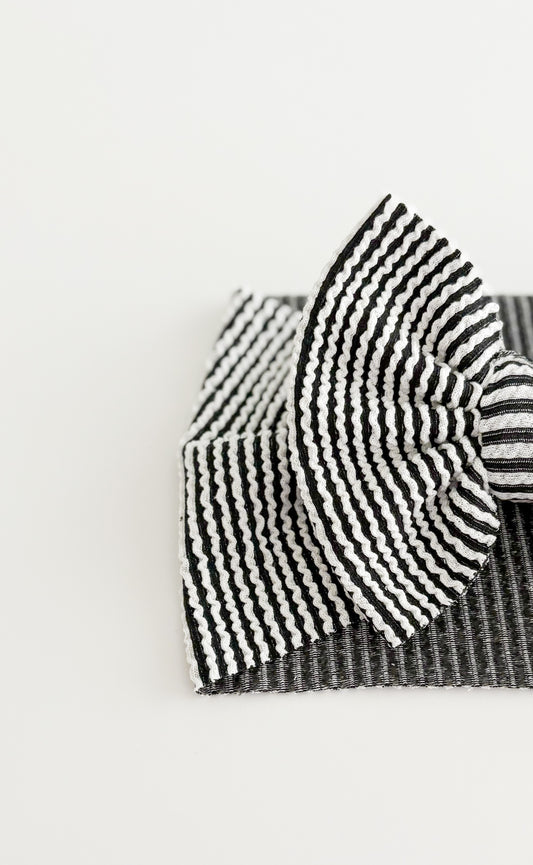 Black + White Ribbed